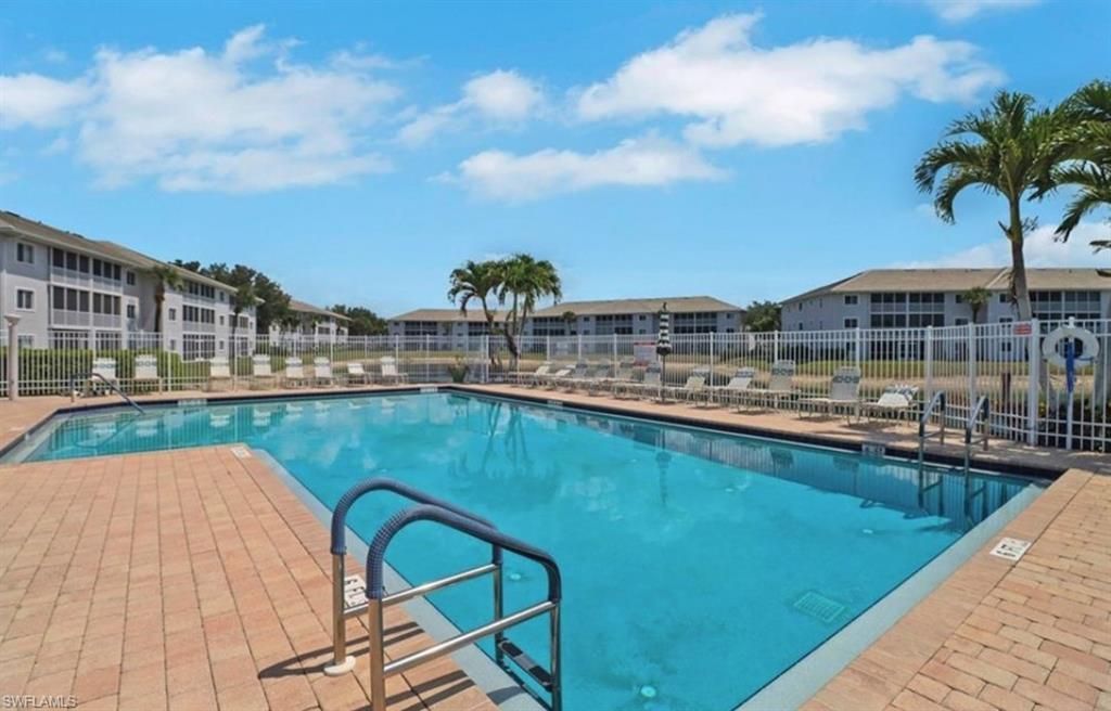 7818 Great Heron Way , Unit 303, Naples, FL 34104 Photo