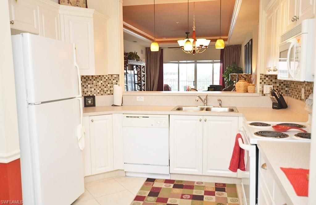 7818 Great Heron Way , Unit 303, Naples, FL 34104 Photo