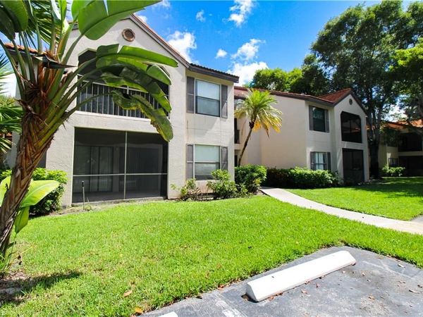 2118 Arbour Walk CIR , Unit 2811, NAPLES, FL 34109