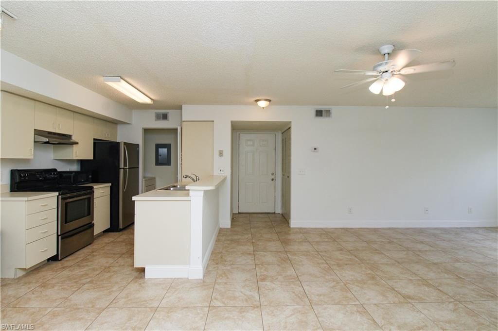 2118 Arbour Walk Cir , Unit 2811, Naples, FL 34109 Photo