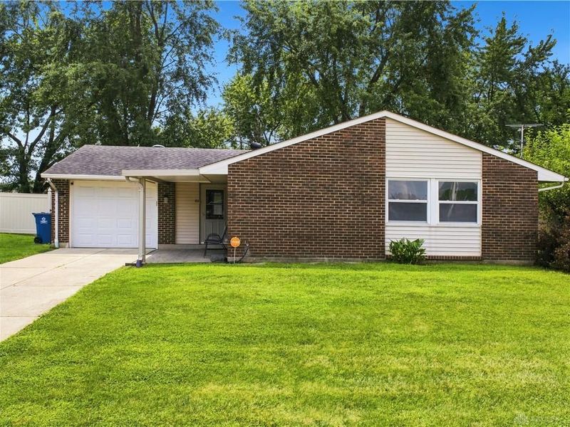 5242 Taylorsville Road, Dayton, OH 45424 Photo 1
