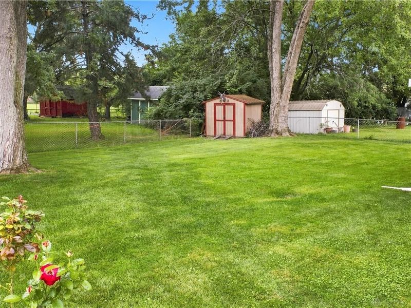 5242 Taylorsville Road, Dayton, OH 45424 Photo 23