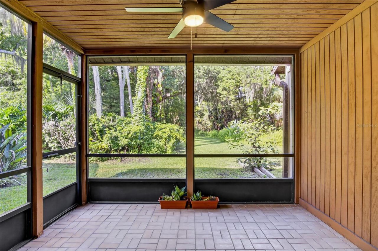 367 Castlewood Lane, New Smyrna Beach, FL 32168 Photo