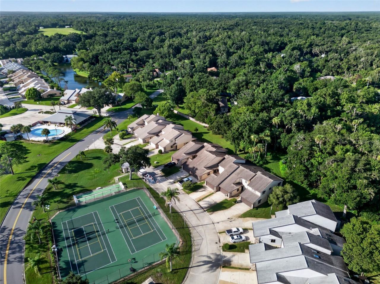 367 Castlewood Lane, New Smyrna Beach, FL 32168 Photo