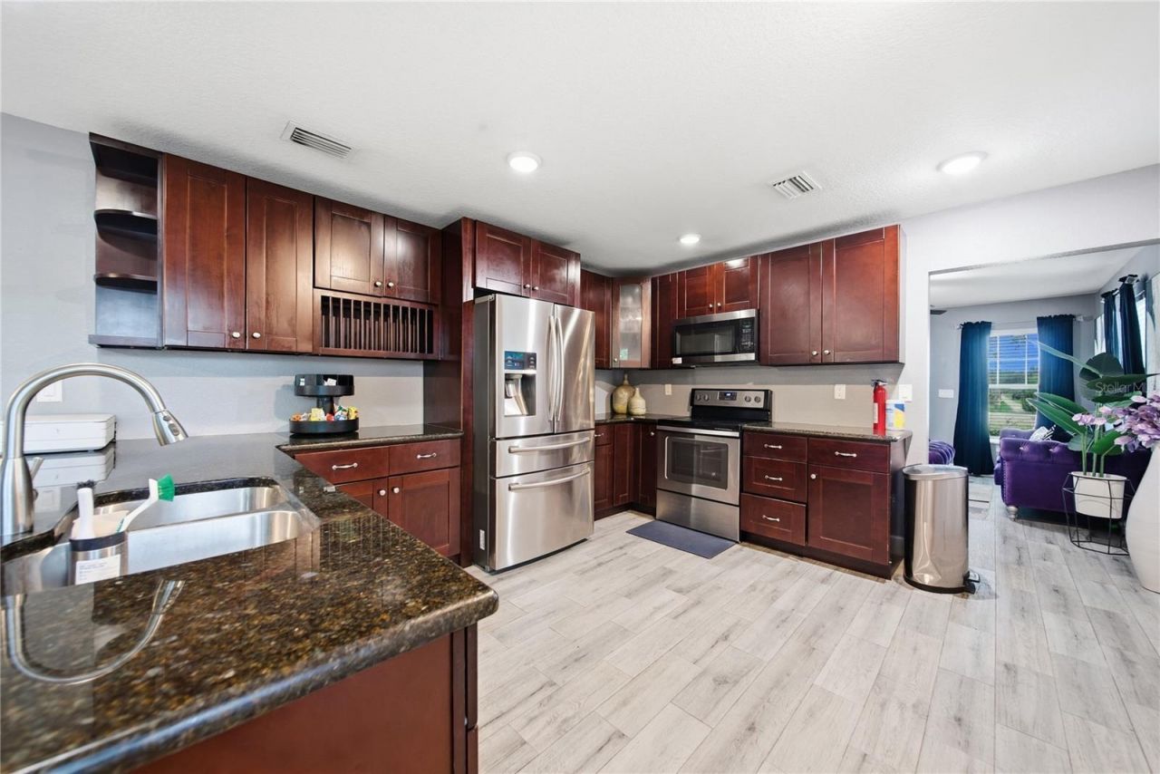1542 28th Street S, Saint Petersburg, FL 33712 Photo