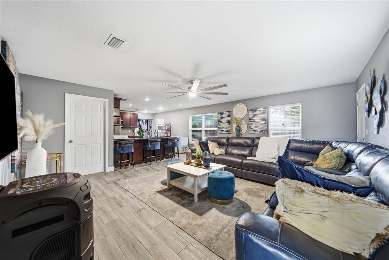 1542 28th Street S, Saint Petersburg, FL 33712 Photo