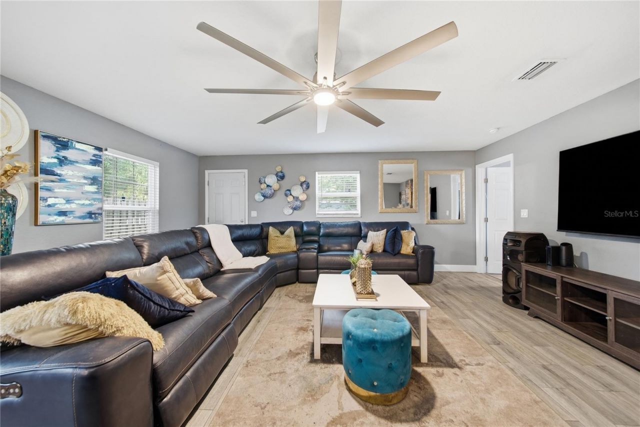 1542 28th Street S, Saint Petersburg, FL 33712 Photo