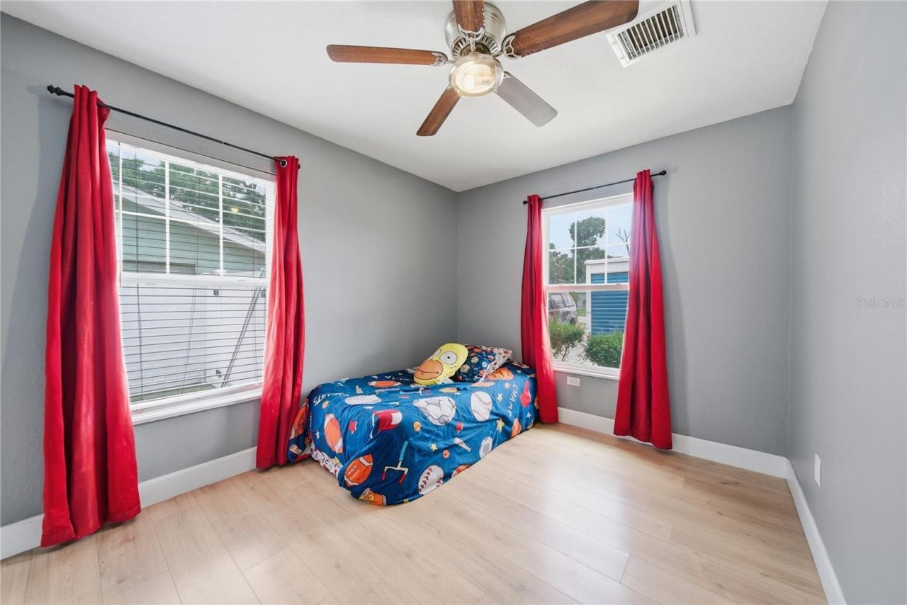 1542 28th Street S, Saint Petersburg, FL 33712 Photo