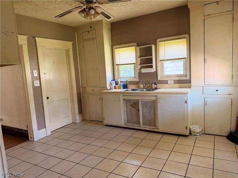 113 Steuben Street , Brilliant, OH 43913 Photo 3