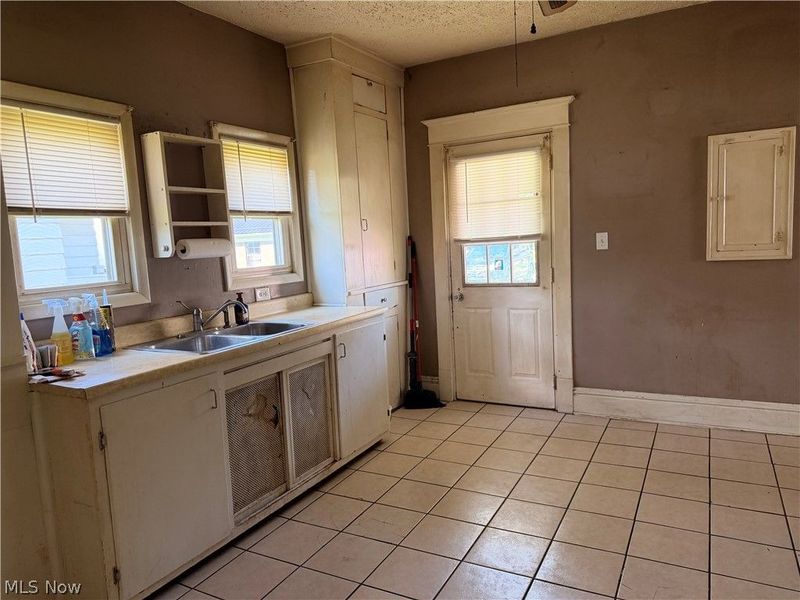113 Steuben Street , Brilliant, OH 43913 Photo 6