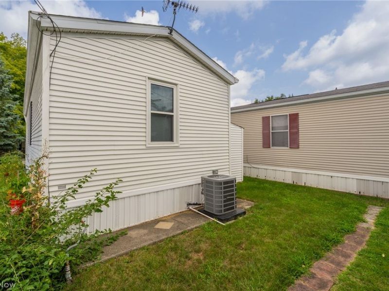 45 Flamingo Avenue , Amherst, OH 44001 Photo 28