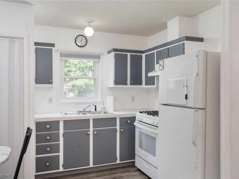 45 Flamingo Avenue , Amherst, OH 44001 Photo 8