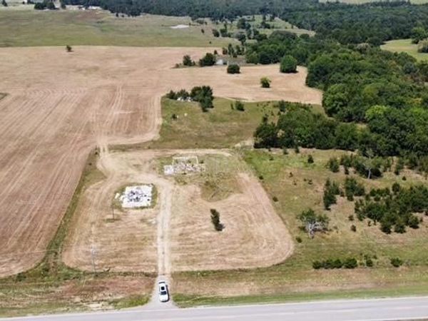 County Road 133 , Holdenville, OK 74848