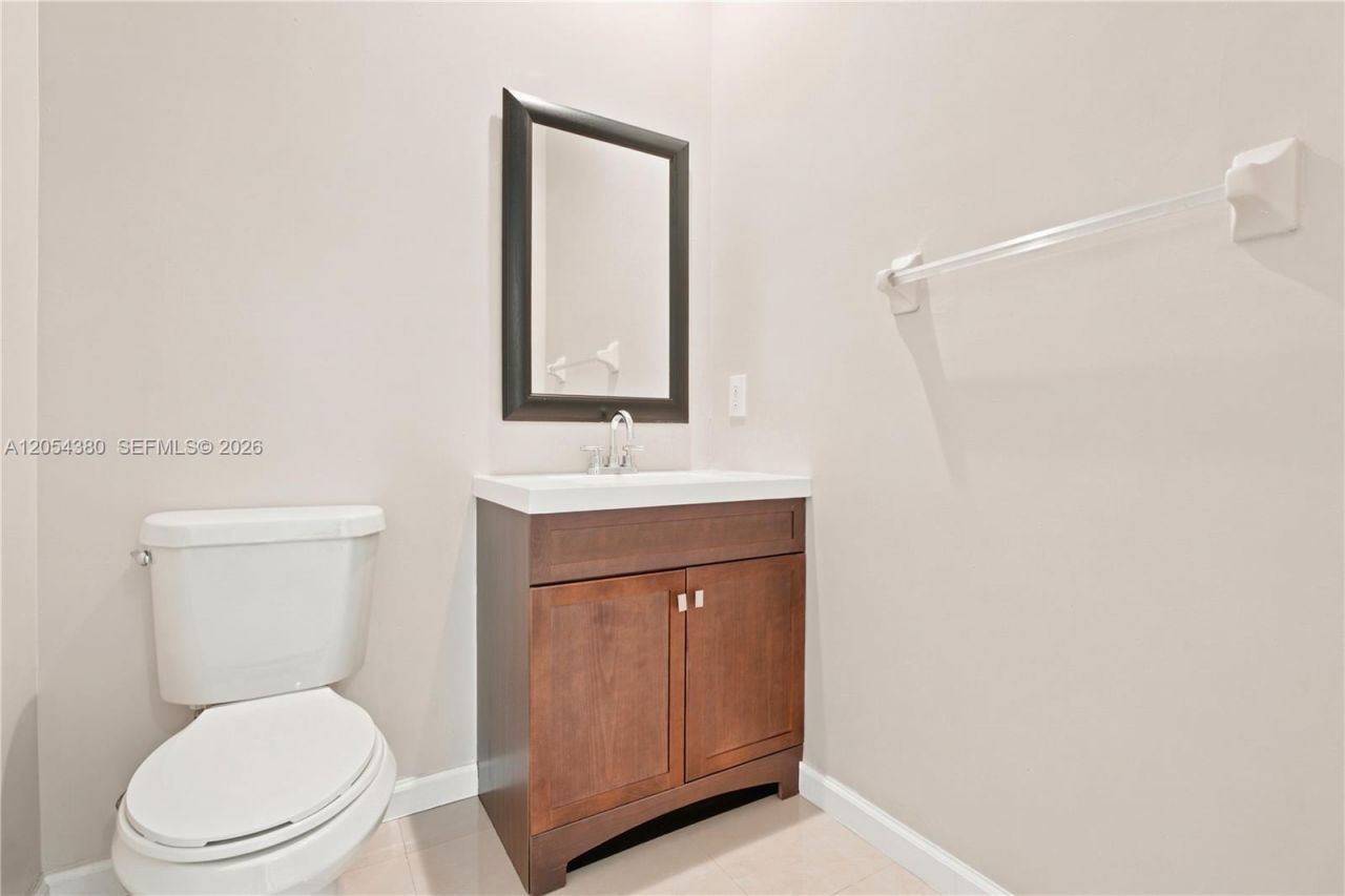 3710 NE 22nd Pl , Homestead, FL 33033 Photo