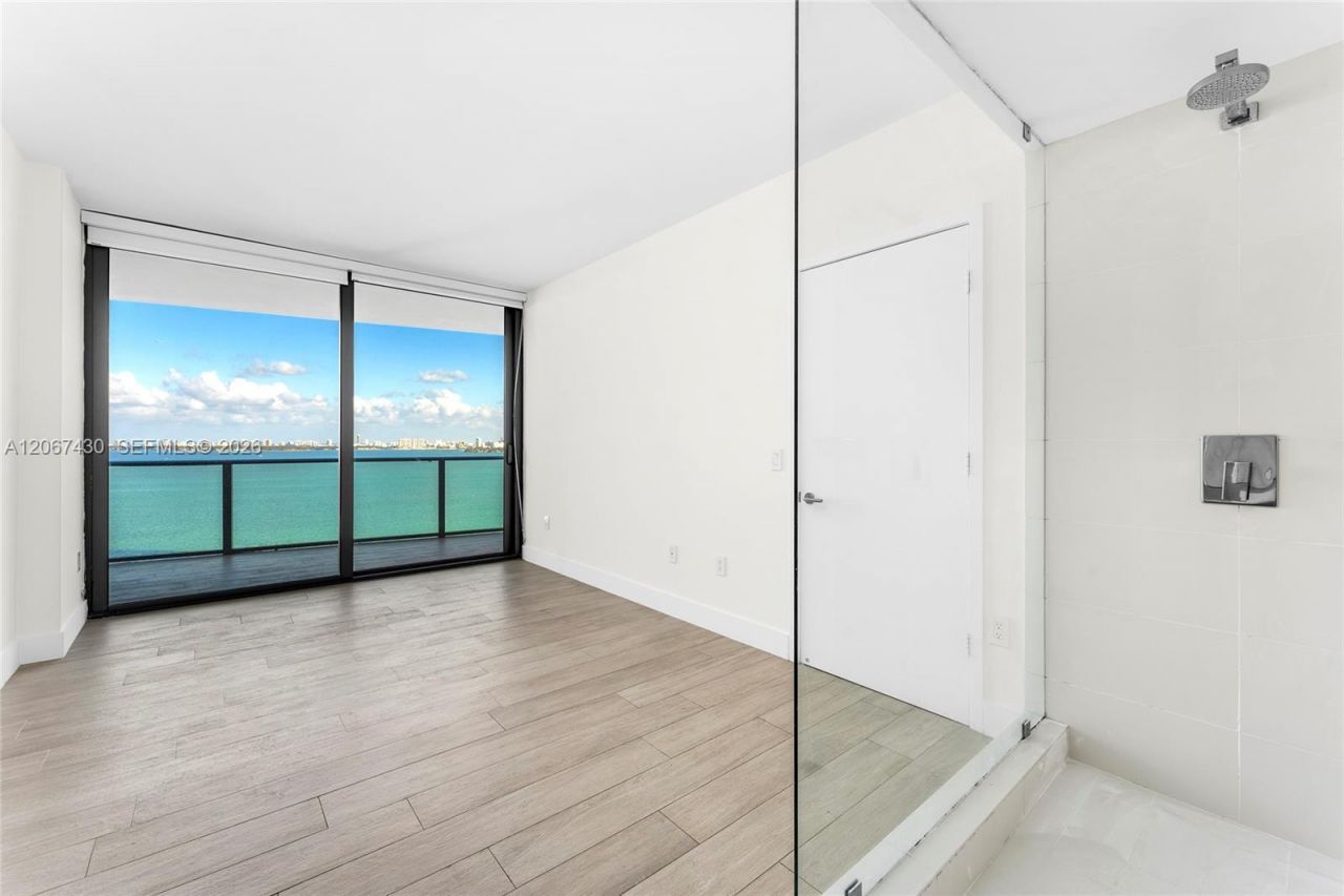 460 NE 28th St, Unit 1803, Miami, FL 33137 Photo