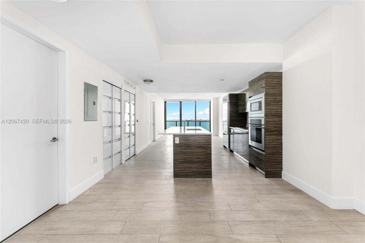 460 NE 28th St, Unit 1803, Miami, FL 33137 Photo