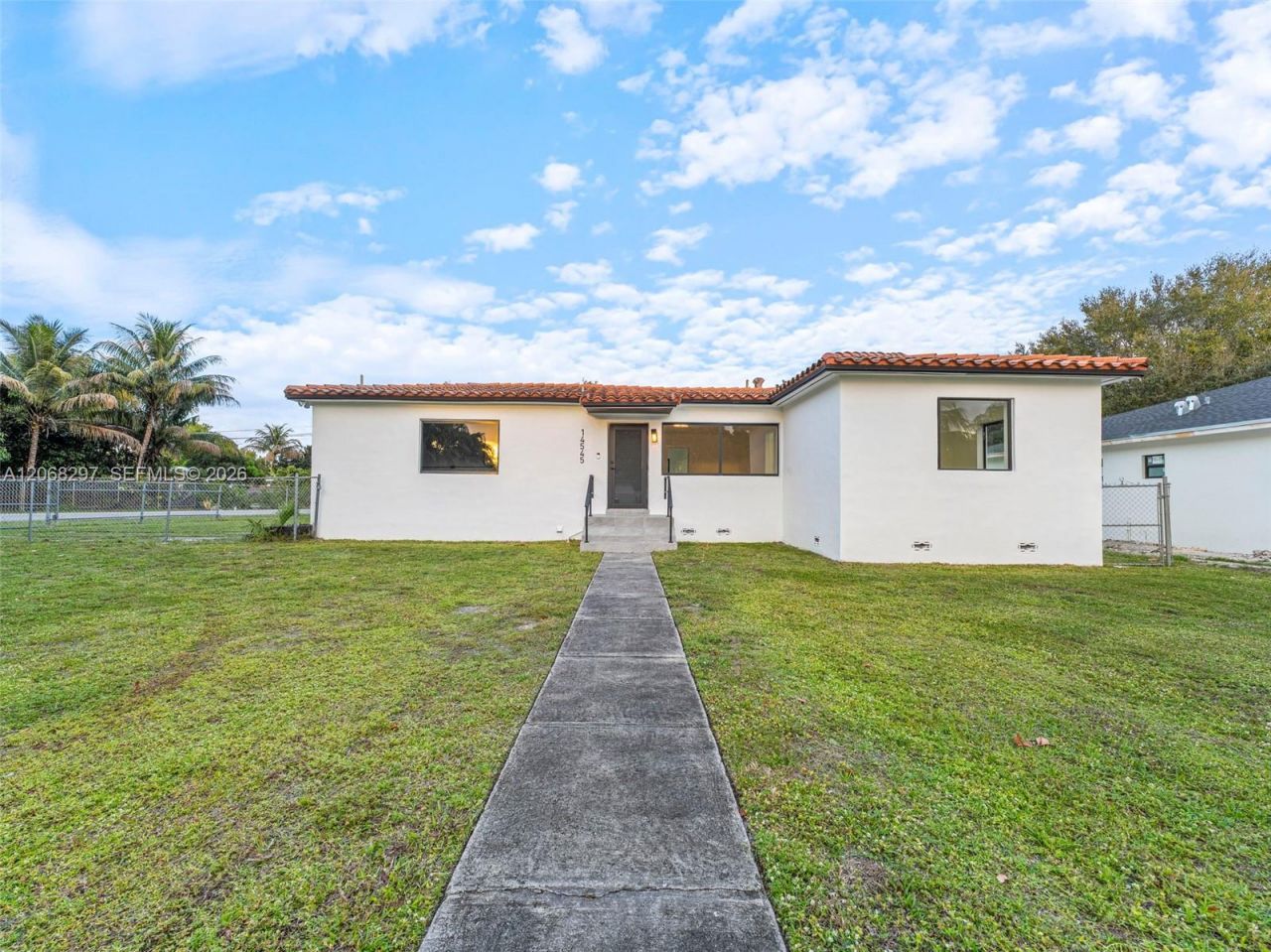 14545 Garden Dr, Miami, FL 33168 Photo