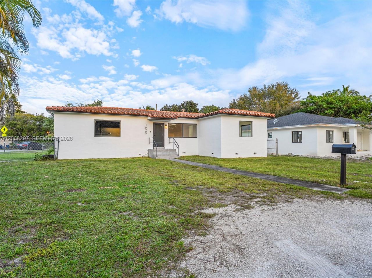 14545 Garden Dr, Miami, FL 33168 Photo