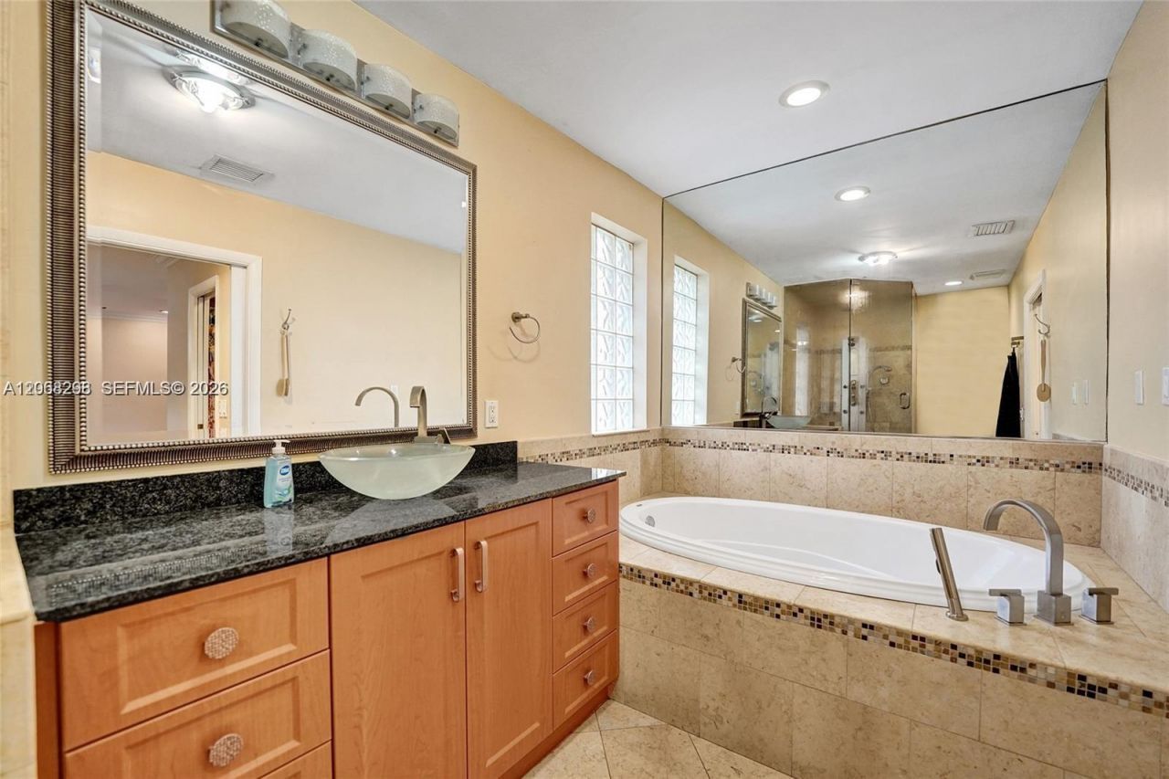 3671 N 47th Ave, Hollywood, FL 33021 Photo