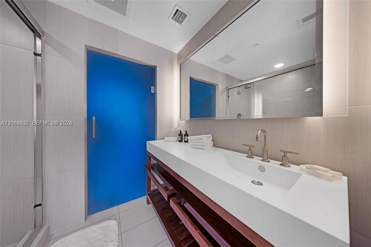 3101 Bayshore Dr, Unit 1808, Fort Lauderdale, FL 33304 Photo