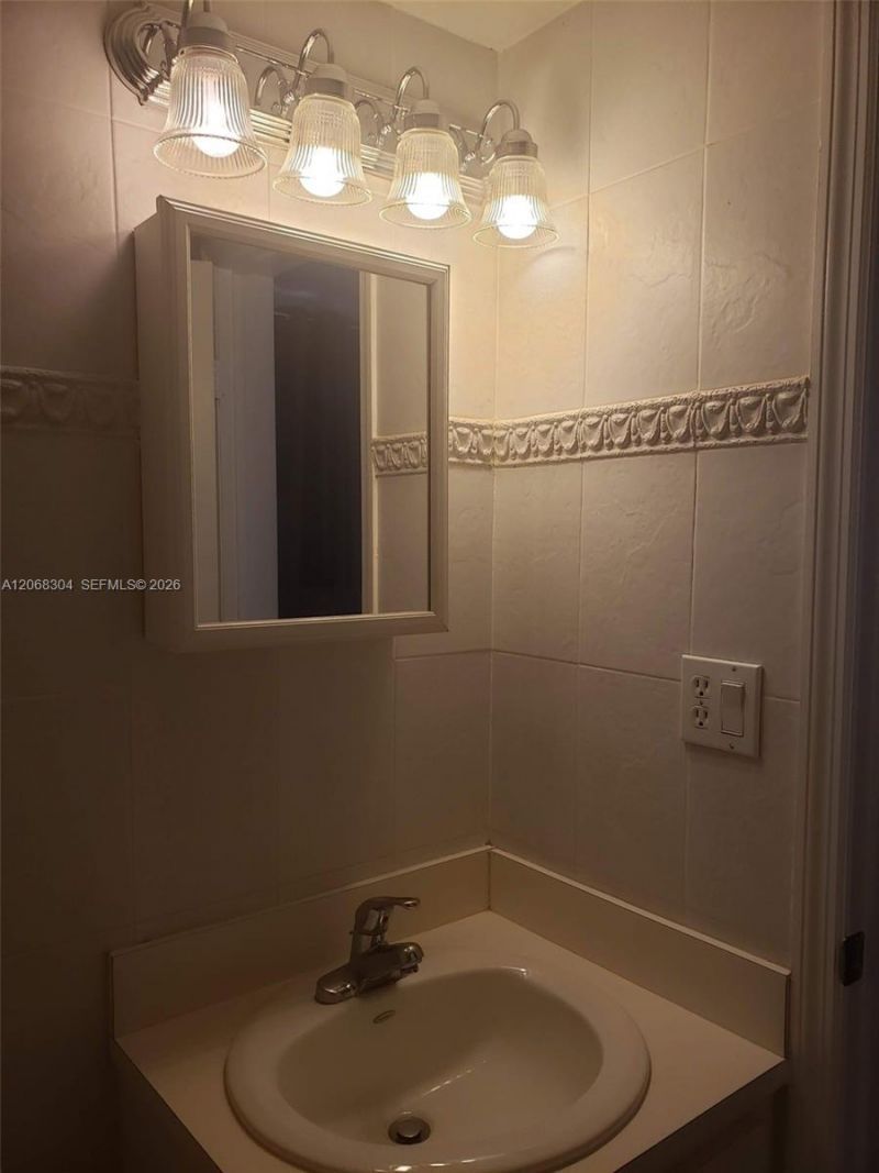 2539 S Bayshore Dr , Unit 229CR, Coconut Grove, FL 33133 Photo