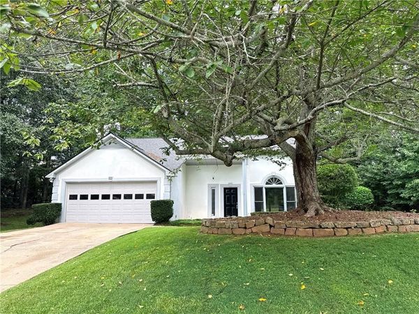 150 Ocee View Court , Johns Creek, GA 30022