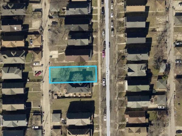 2541 N 40TH STREET, Milwaukee, WI 53210