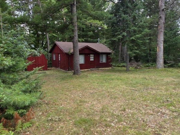 10402 E Madison Road, St. Helen, MI 48656