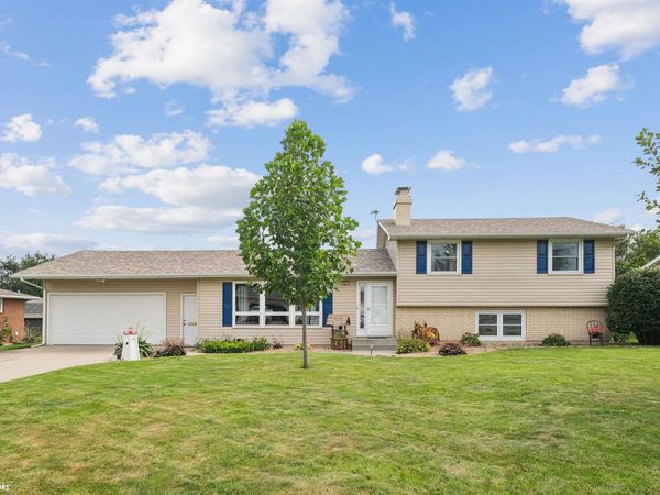 203 Bohen Street, Marshalltown, IA 50158
