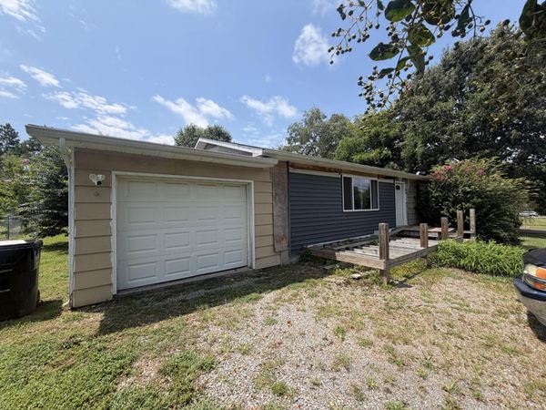 225 Ayers Drive NE, Cleveland, TN 37323
