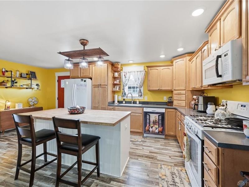 562 Hathaway Trail, Tipp City, OH 45371 Photo 15
