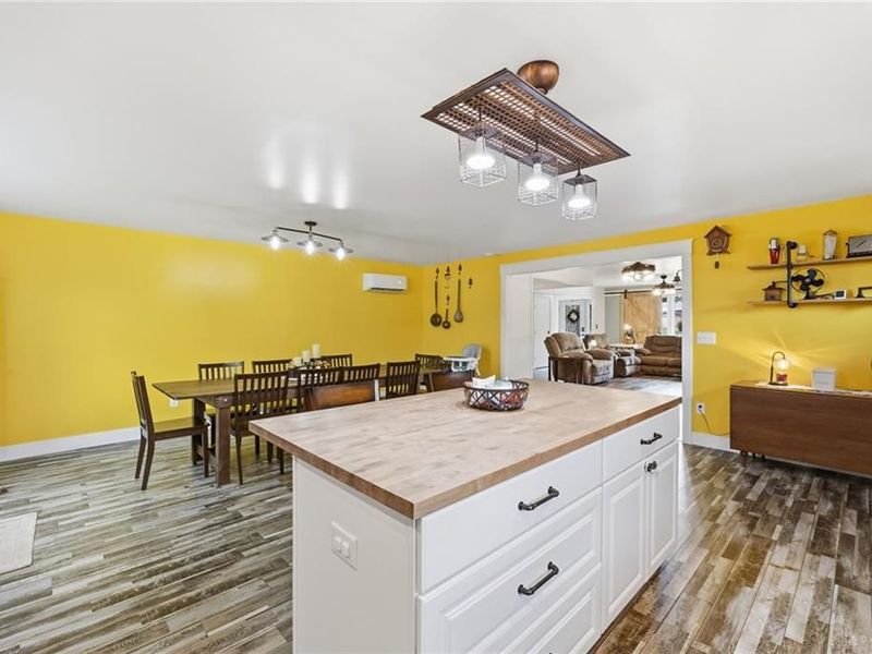 562 Hathaway Trail, Tipp City, OH 45371 Photo 18