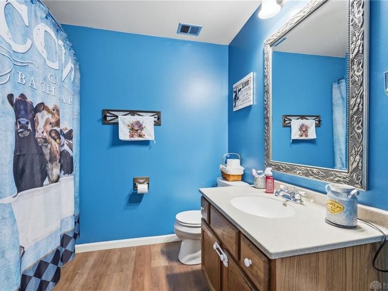562 Hathaway Trail, Tipp City, OH 45371 Photo 24