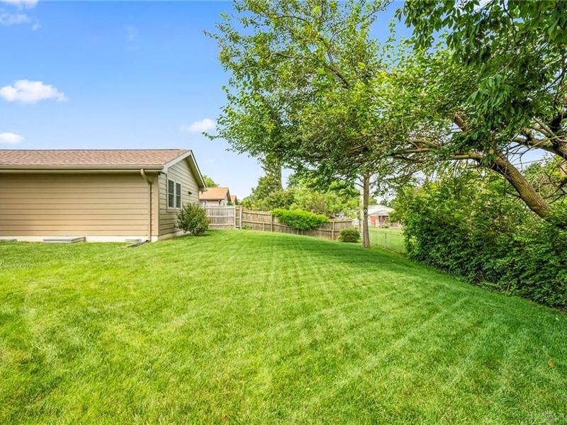 562 Hathaway Trail, Tipp City, OH 45371 Photo 52