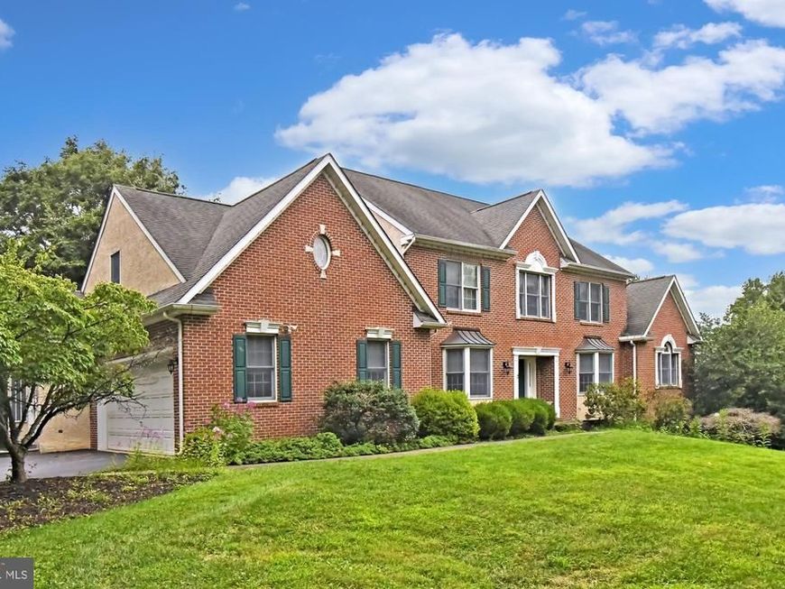 2 Whitefield Drive , Lafayette Hill, PA 19444 Main Photo