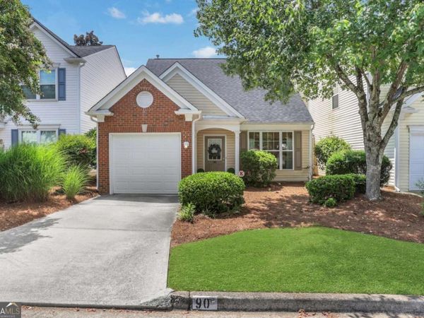 90 Regency Road, Roswell, GA 30022