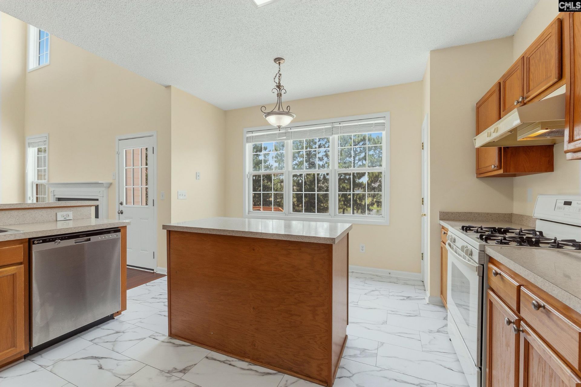 213 Founders Ridge Road Photo 11