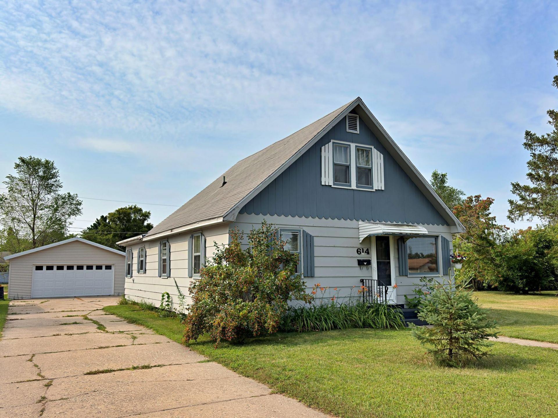 614 2nd Street W, Park Rapids, MN 56470 Main Photo
