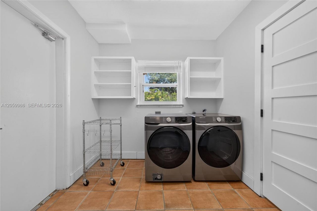 12935 SW 81st Ave , Unit n/a, Pinecrest, FL 33156 Photo