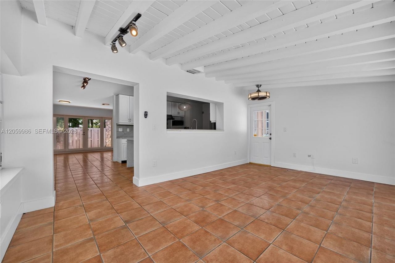 12935 SW 81st Ave , Unit n/a, Pinecrest, FL 33156 Photo