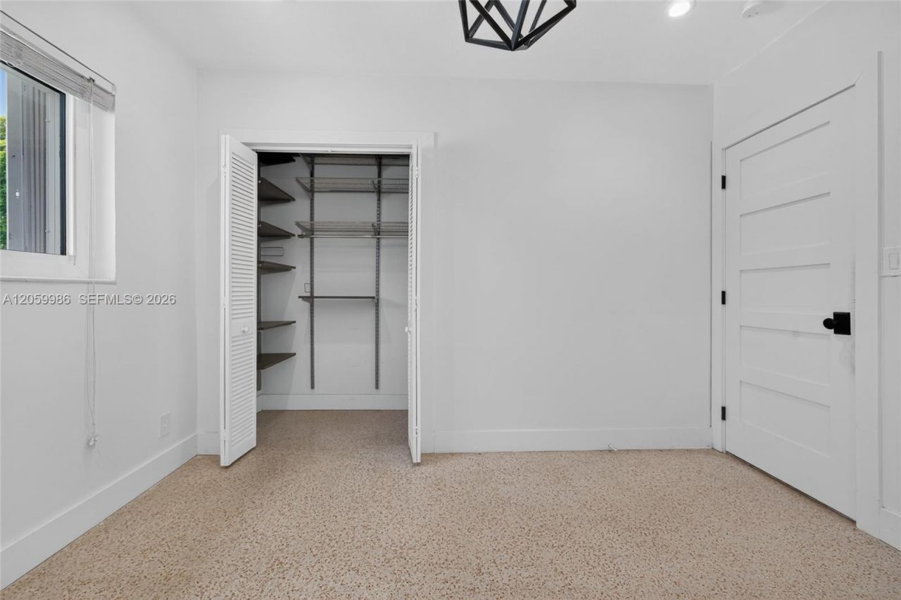 12935 SW 81st Ave , Unit n/a, Pinecrest, FL 33156 Photo