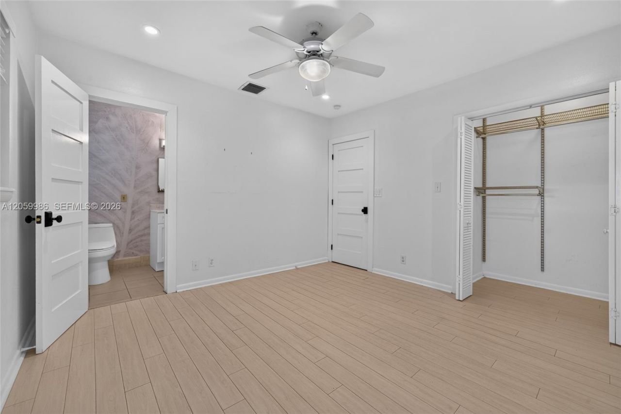 12935 SW 81st Ave , Unit n/a, Pinecrest, FL 33156 Photo