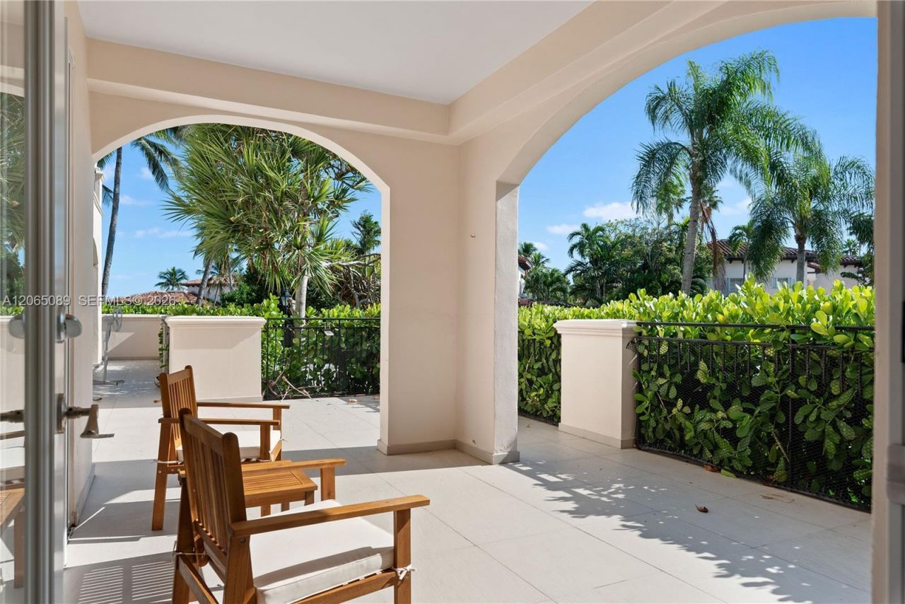 19216 Fisher Island Dr , Unit 19216, Fisher Island, FL 33109 Photo