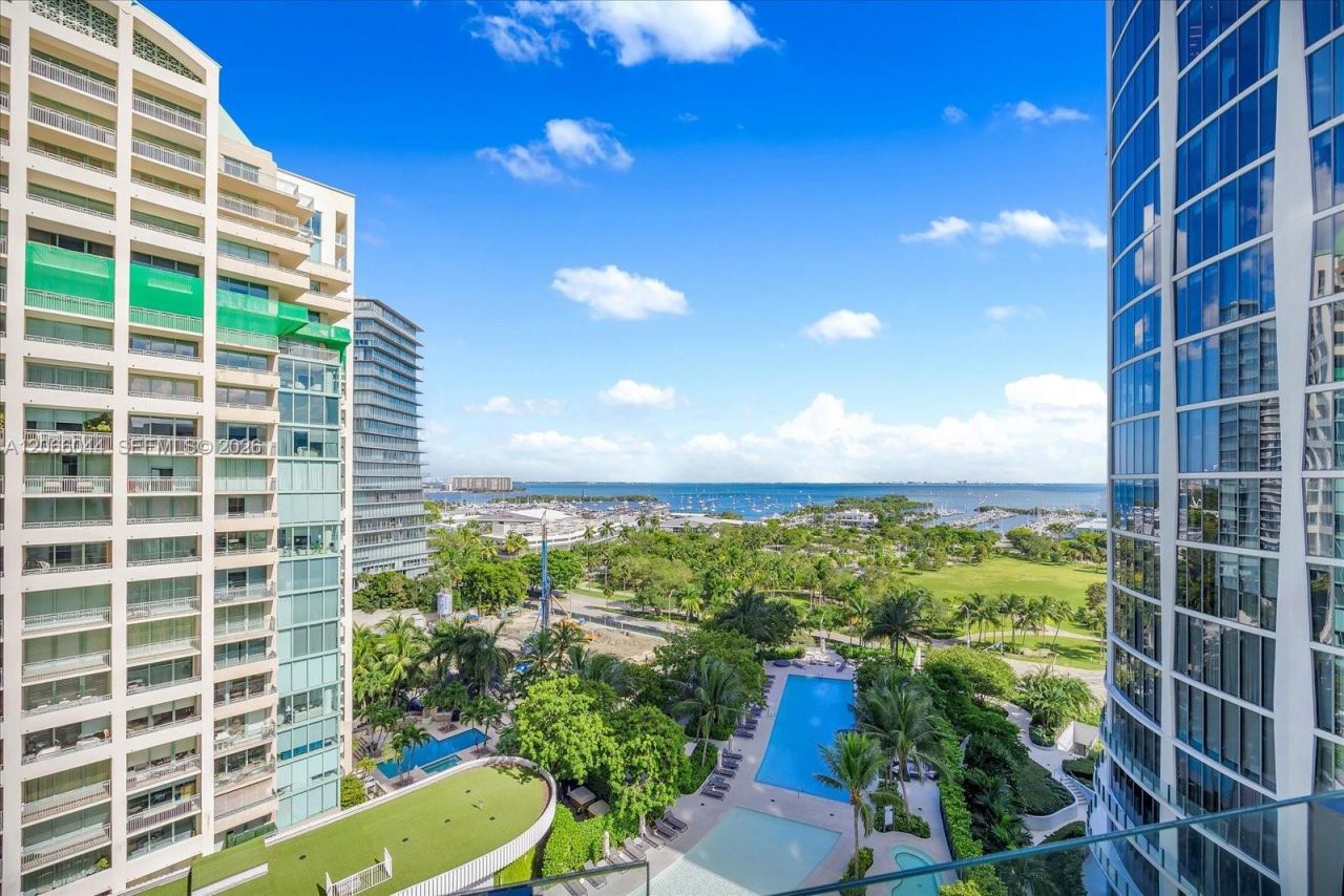 2821 S Bayshore Dr , Unit 11B, Miami, FL 33133 Photo