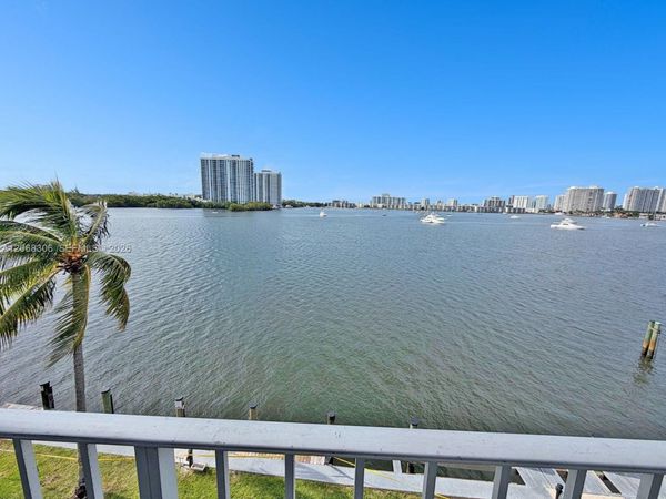 16546 NE 26th Ave , Unit 4B, North Miami Beach, FL 33160