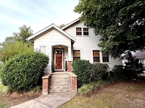 15 S Hickory Street, Dexter, MO 63841