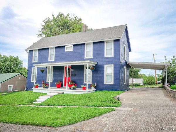 416 W Church Street , Palmyra, MO 63461