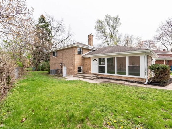 16039 Marion Drive, South Holland, IL 60473