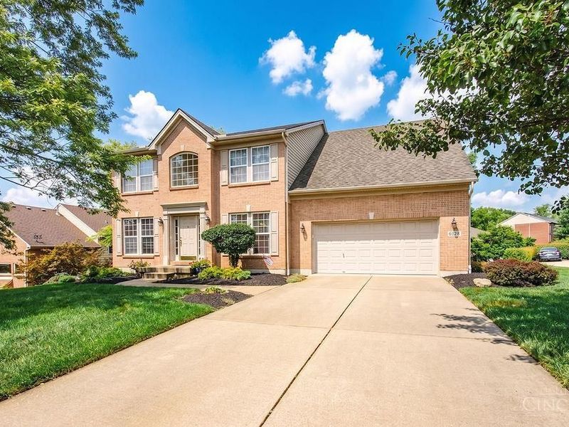 6028 Pond View Court, Green Township, OH 45247 Photo 2