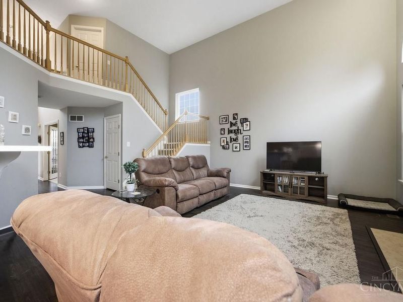 6028 Pond View Court, Green Township, OH 45247 Photo 24